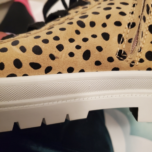 Dolce Vita Tan Cheetah Print Falcon Booties - Picture 8 of 10